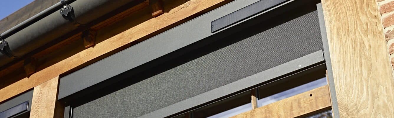 Solar-powered screens